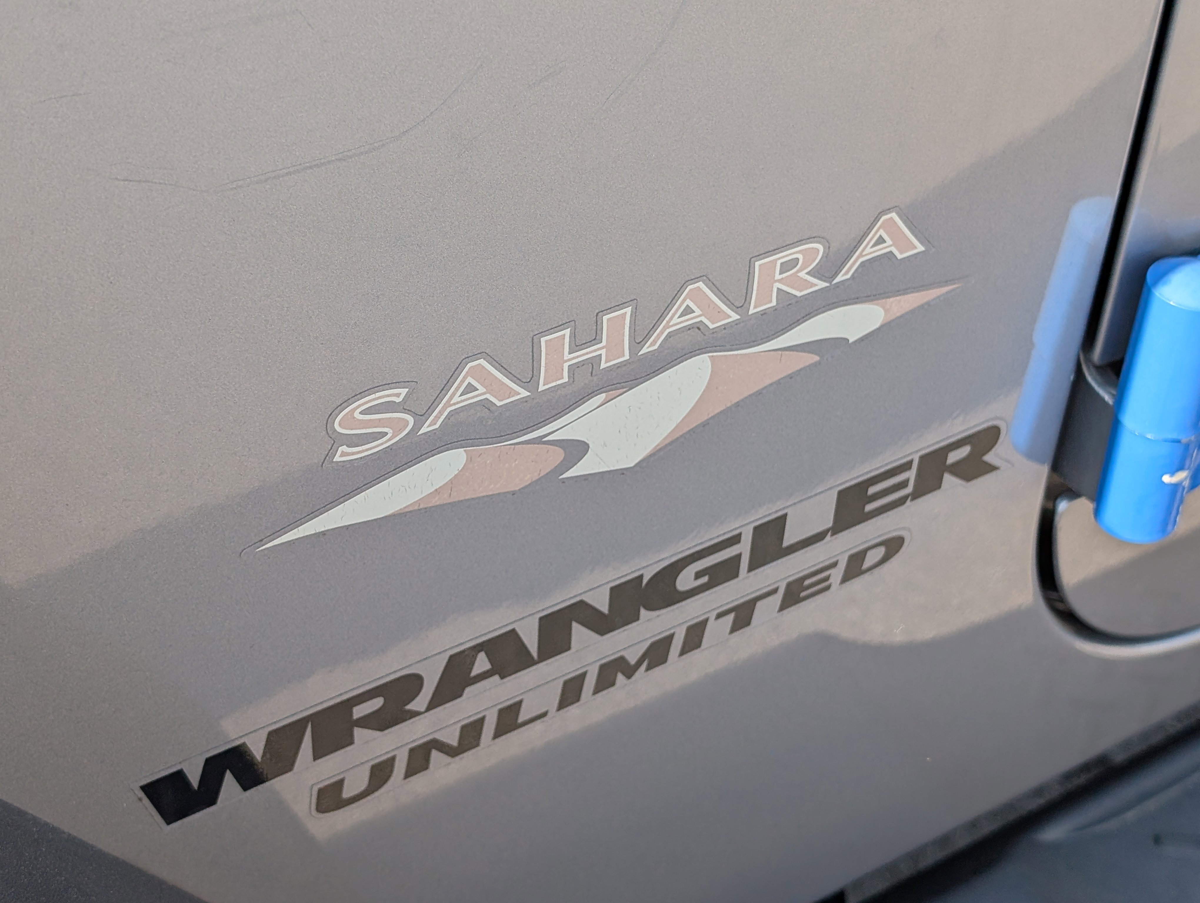 Used 2015 Jeep Wrangler Unlimited Sahara w/ Max Tow Package AWD/4WD image 11