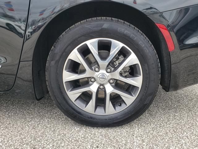 Used 2022 Chrysler Pacifica Pinnacle FWD image 33