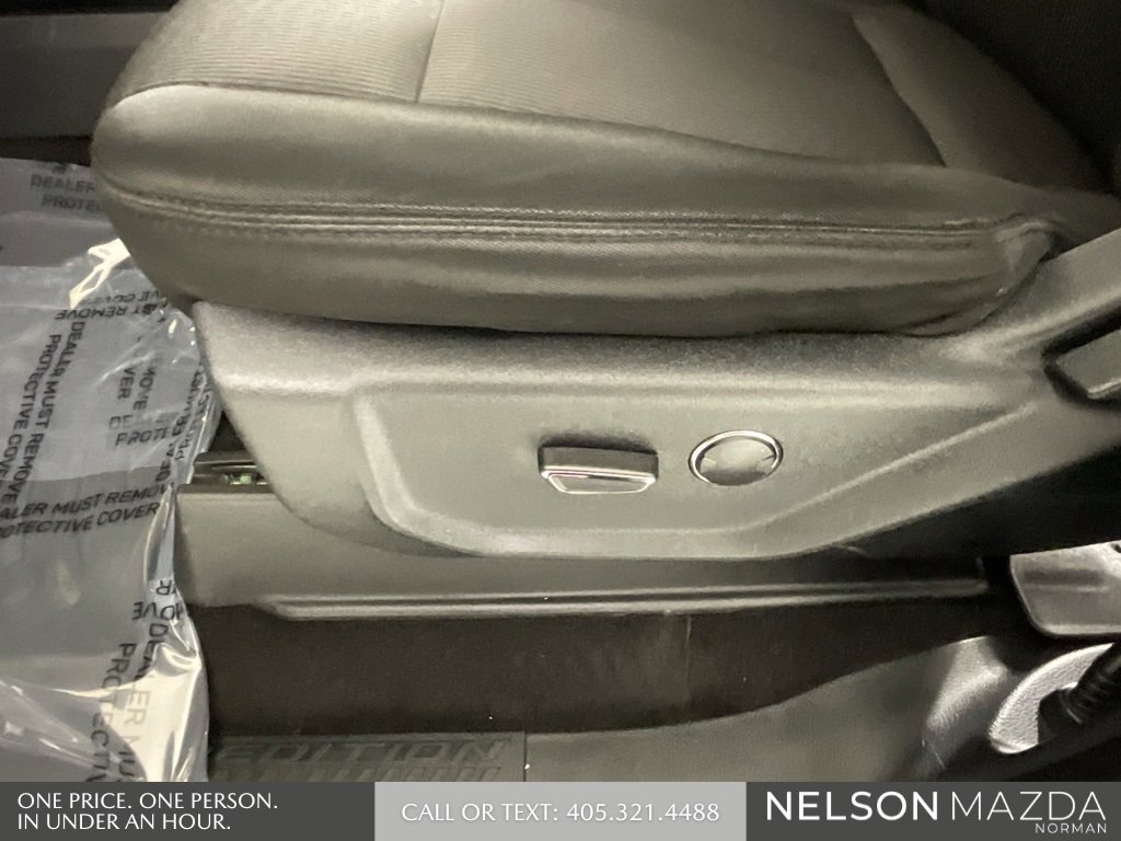 Used 2019 Ford Expedition XLT image 27