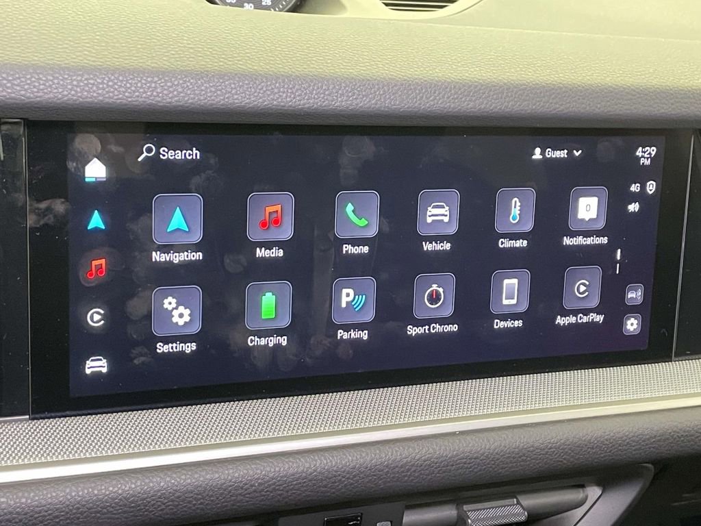 Used 2025 Porsche Cayenne S image 30