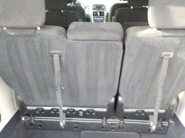 Used 2016 Dodge Grand Caravan SE w/ Quick Order Package 29E SE image 11