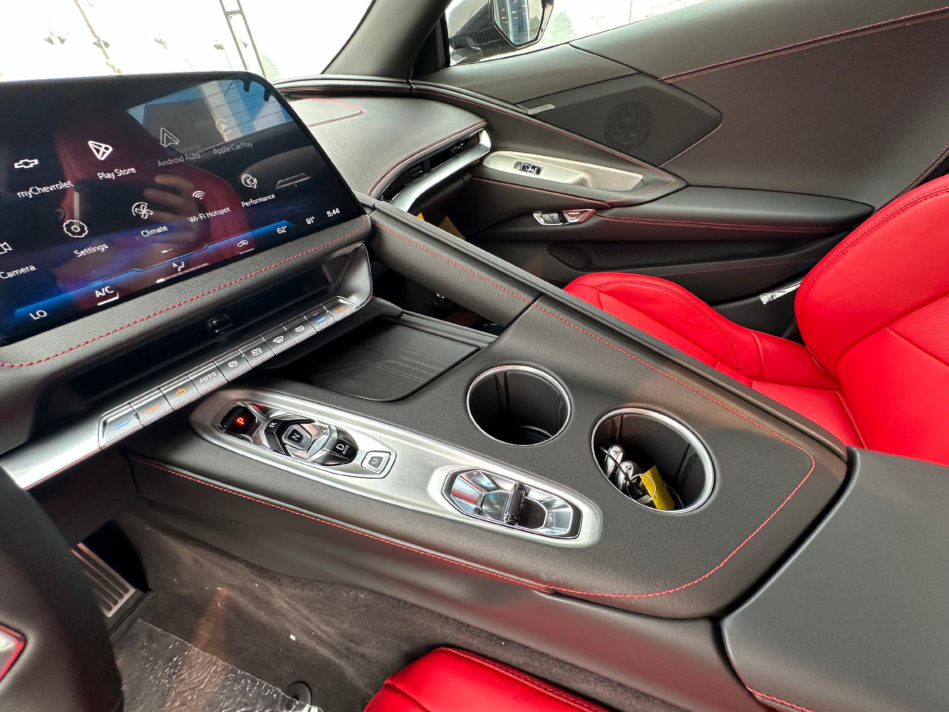 New 2027 Chevrolet Corvette Stingray Convertible w/ Battery Protection Package RWD image 12