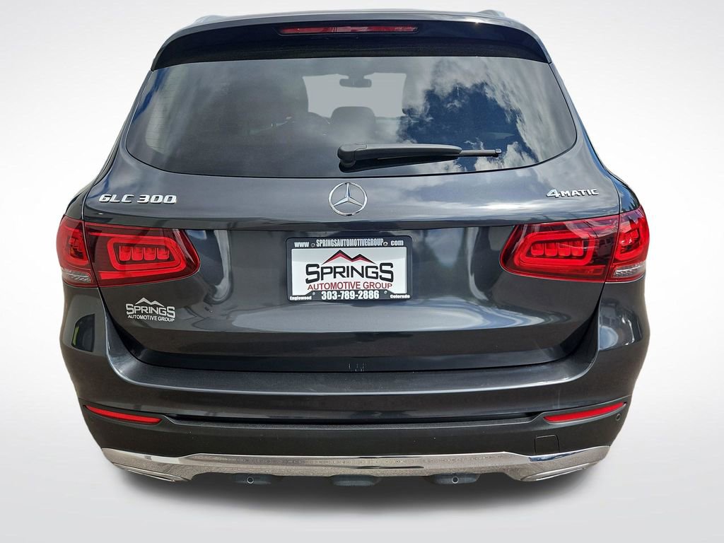 Used 2021 Mercedes-Benz GLC 300 4MATIC image 4