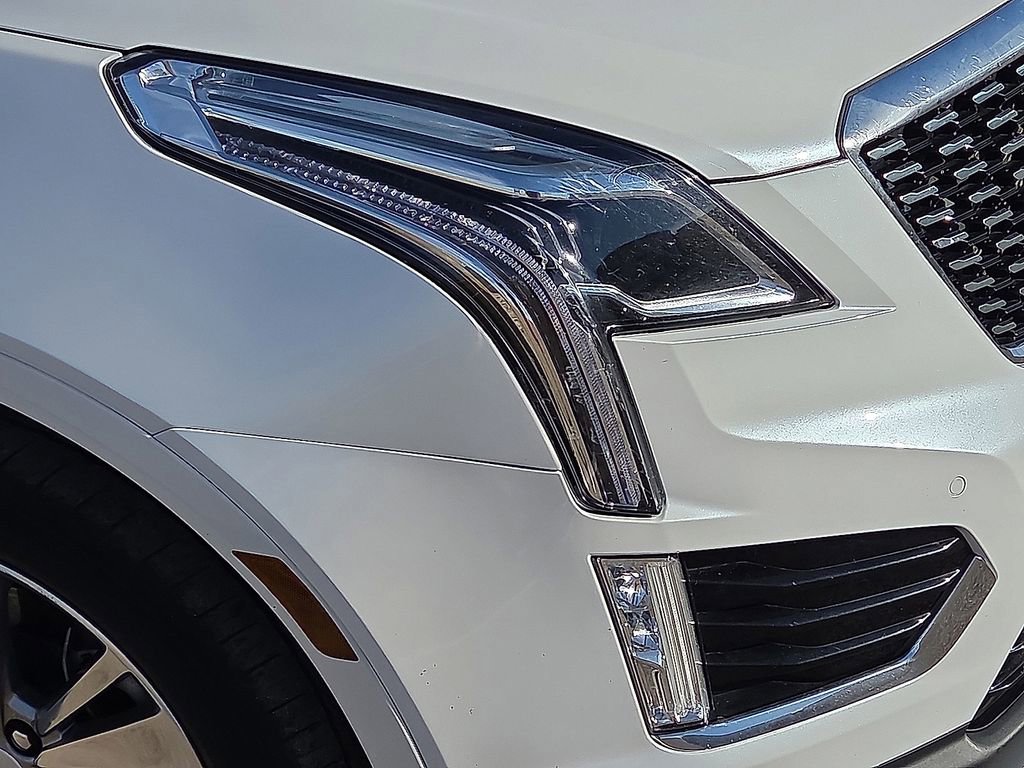 Used 2024 Cadillac XT5 Premium Luxury image 11