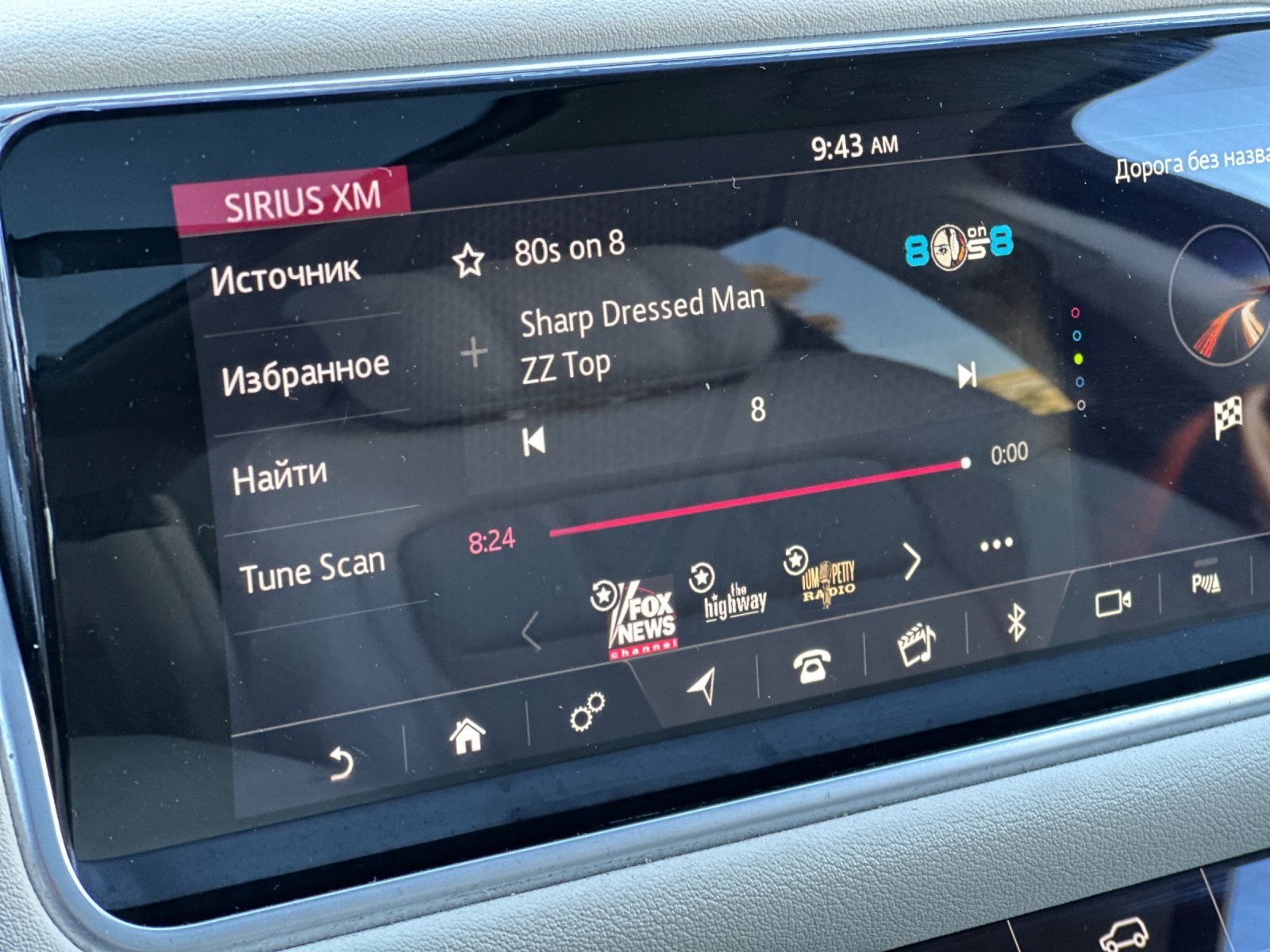 Used 2021 Land Rover Range Rover Sport HSE Silver Edition image 18