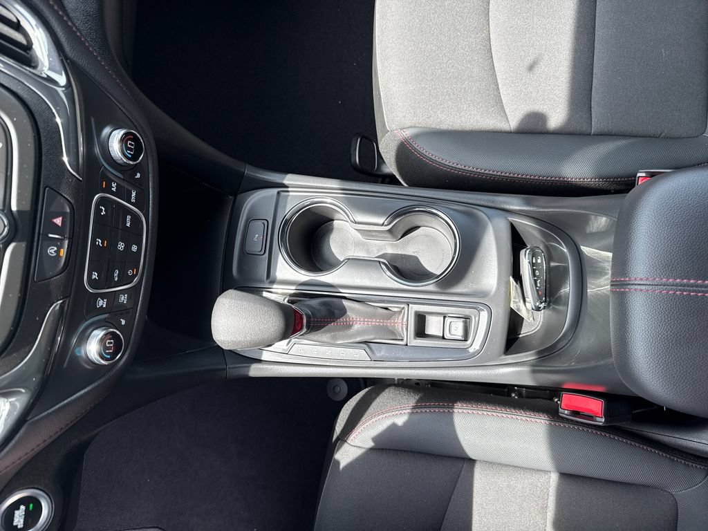 Certified 2023 Chevrolet Equinox RS FWD image 23