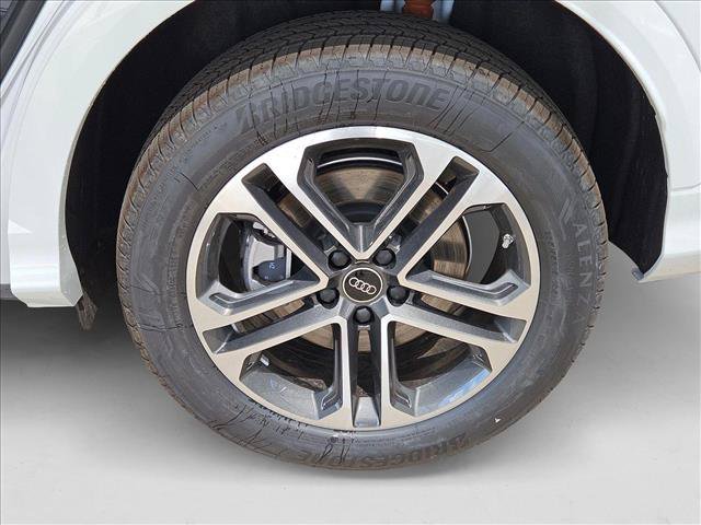 New 2025 Audi Q5 Premium w/ Premium Plus AWD/4WD image 10