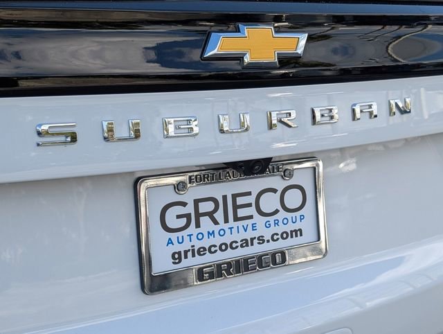 Used 2026 Chevrolet Suburban LT image 14