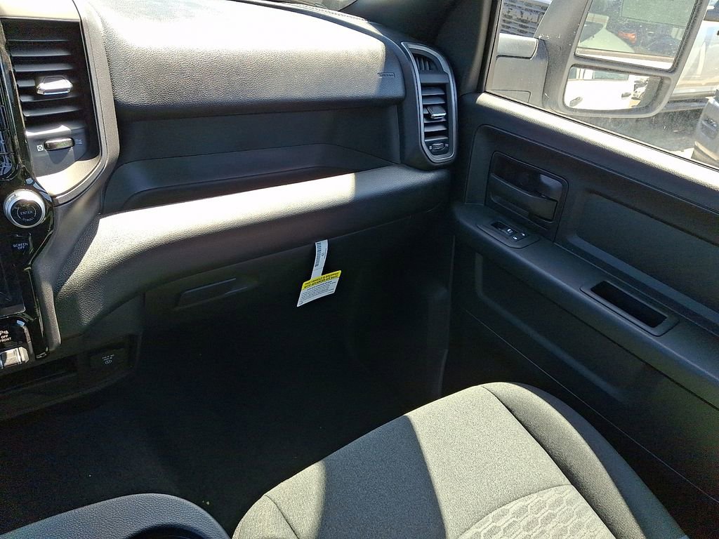 New 2026 RAM 3500 Tradesman AWD/4WD image 12