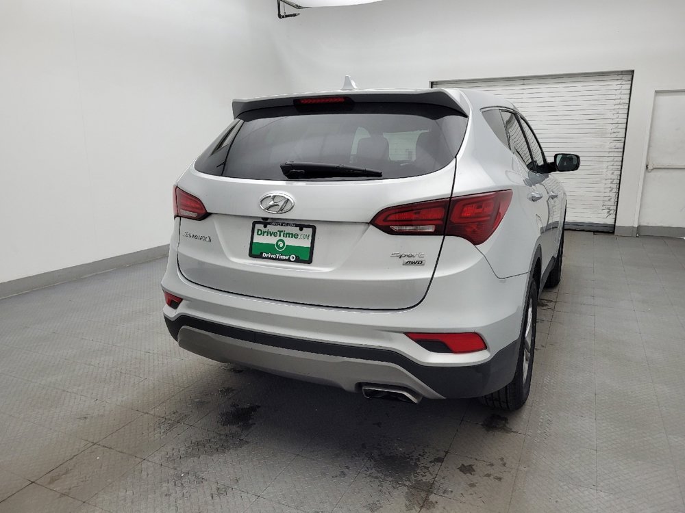 Used 2017 Hyundai Santa Fe Sport image 7
