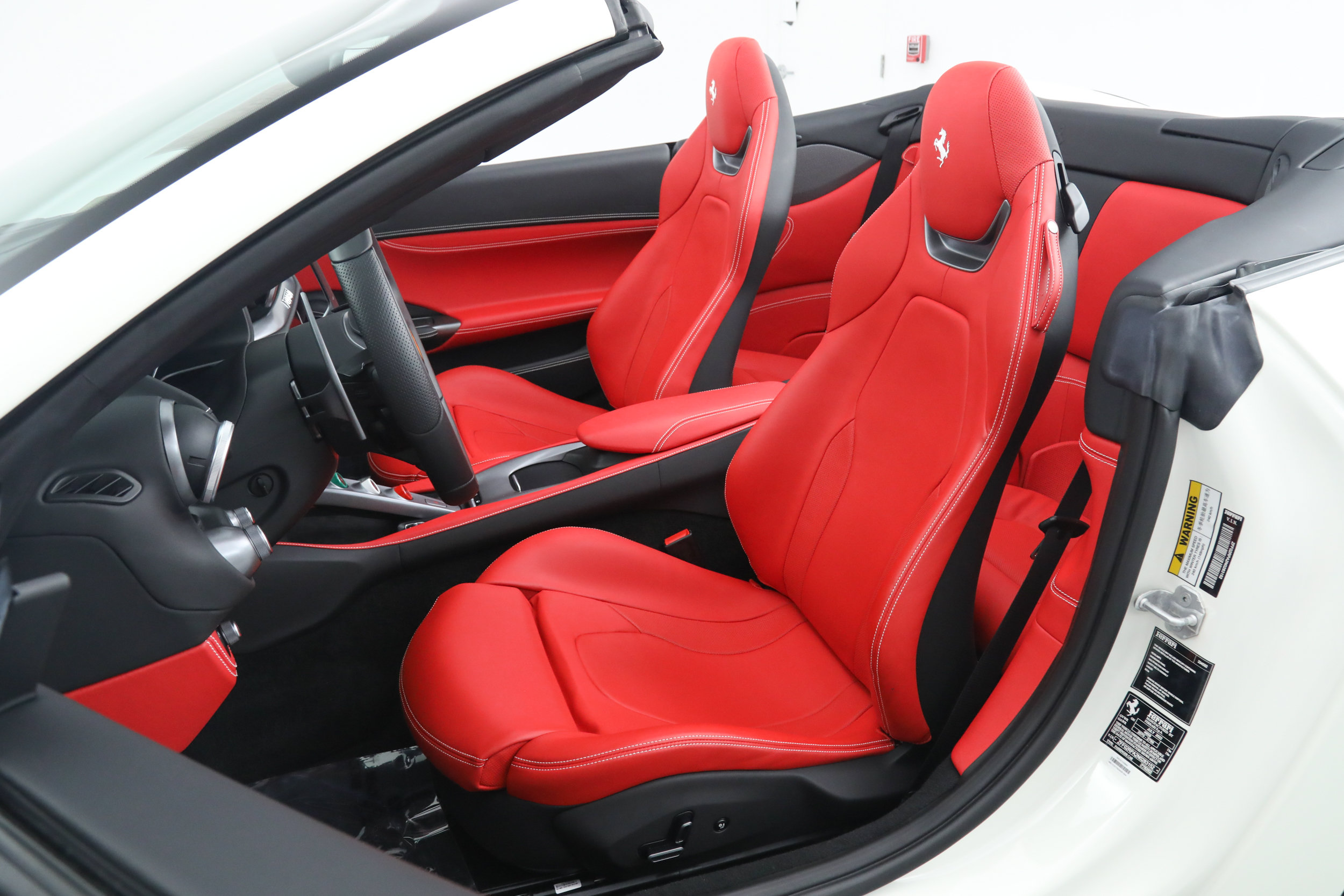 Certified 2022 Ferrari Portofino M RWD image 5