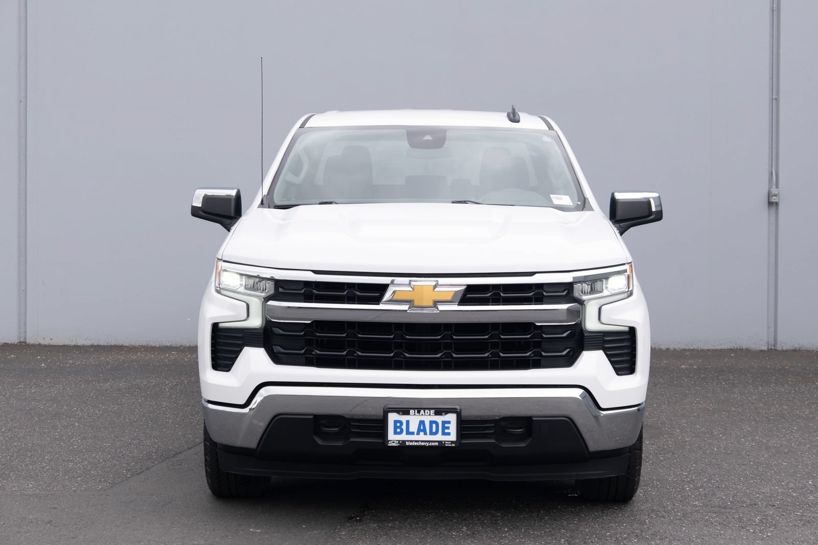 Used 2023 Chevrolet Silverado 1500 LT w/ Work Truck Package AWD/4WD image 18