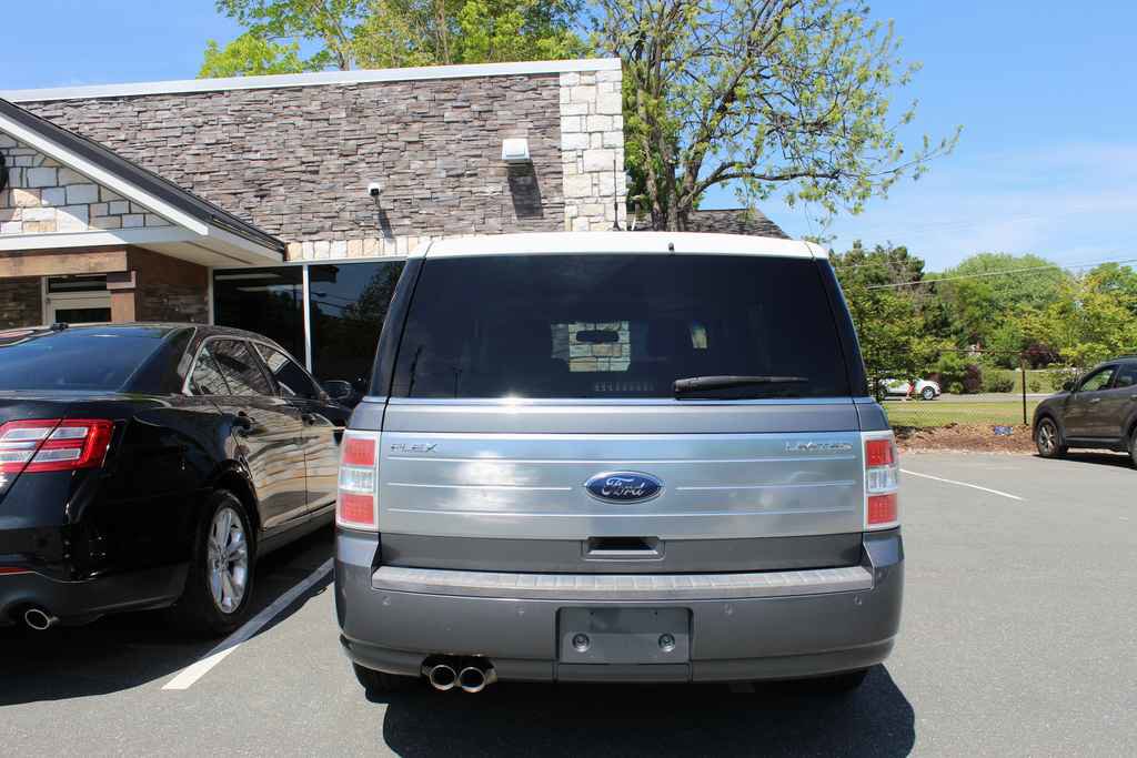 Used 2009 Ford Flex Limited image 6