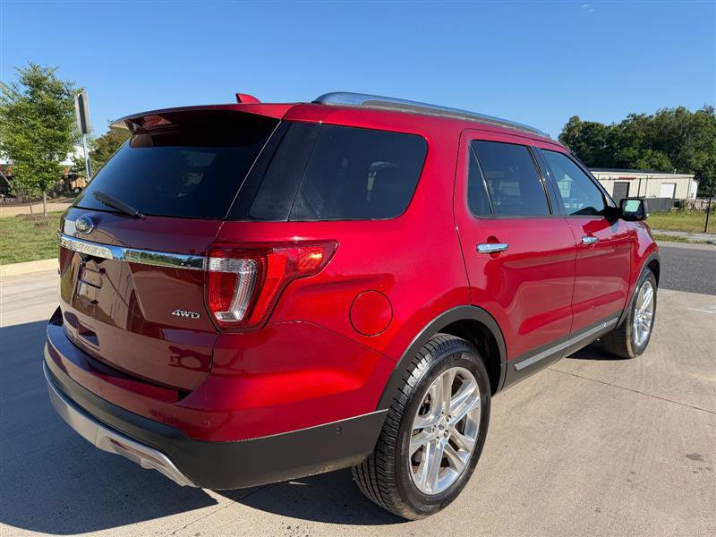 Used 2016 Ford Explorer Limited w/ Equipment Group 301A AWD/4WD image 6