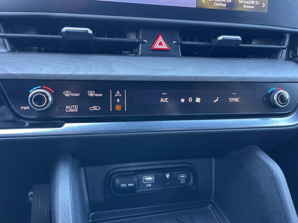 Used 2025 Kia Sportage X-Line image 13