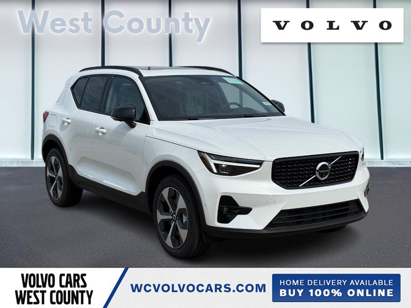 New 2026 Volvo XC40 B5 Plus w/ Climate Package AWD/4WD image 1
