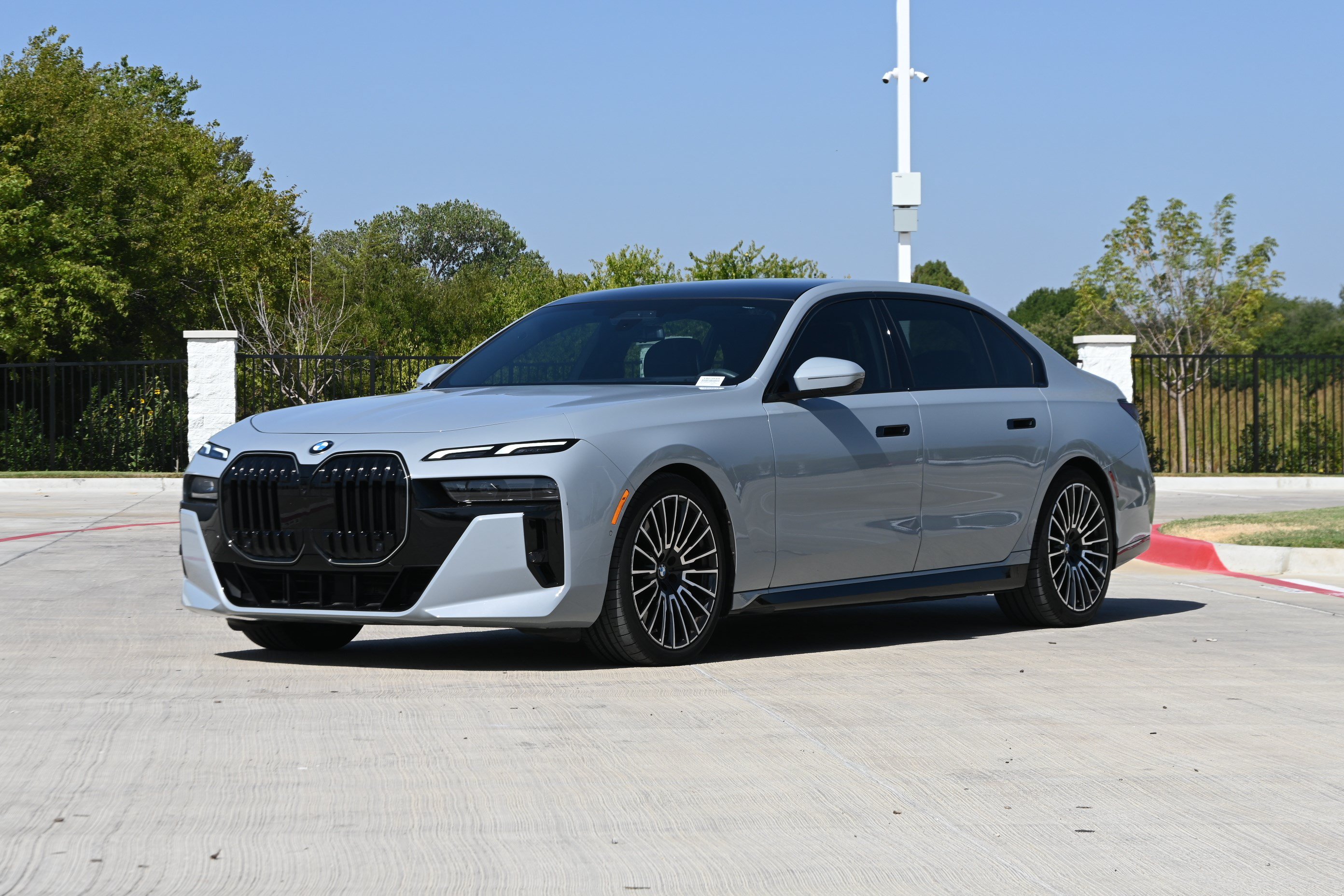 Certified 2024 BMW 740i RWD image 5