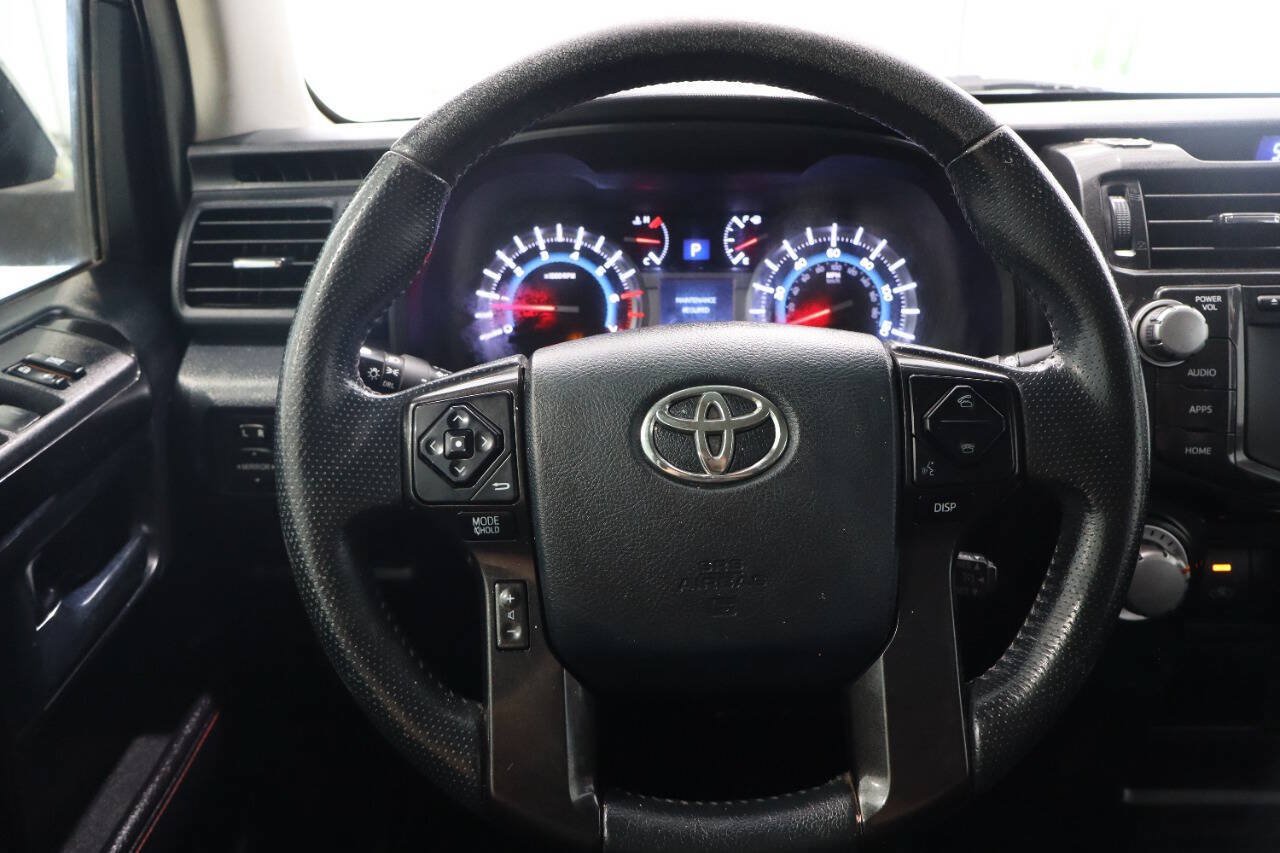 Used 2015 Toyota 4Runner Trail AWD/4WD image 15