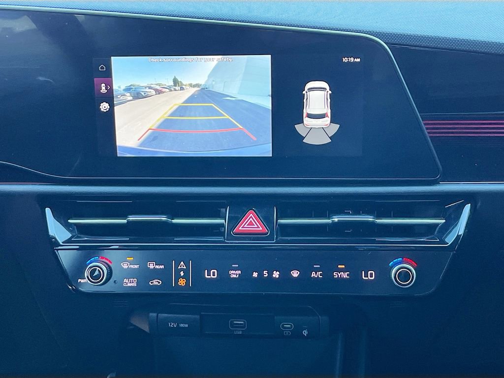 Certified 2023 Kia Niro EX Touring image 14