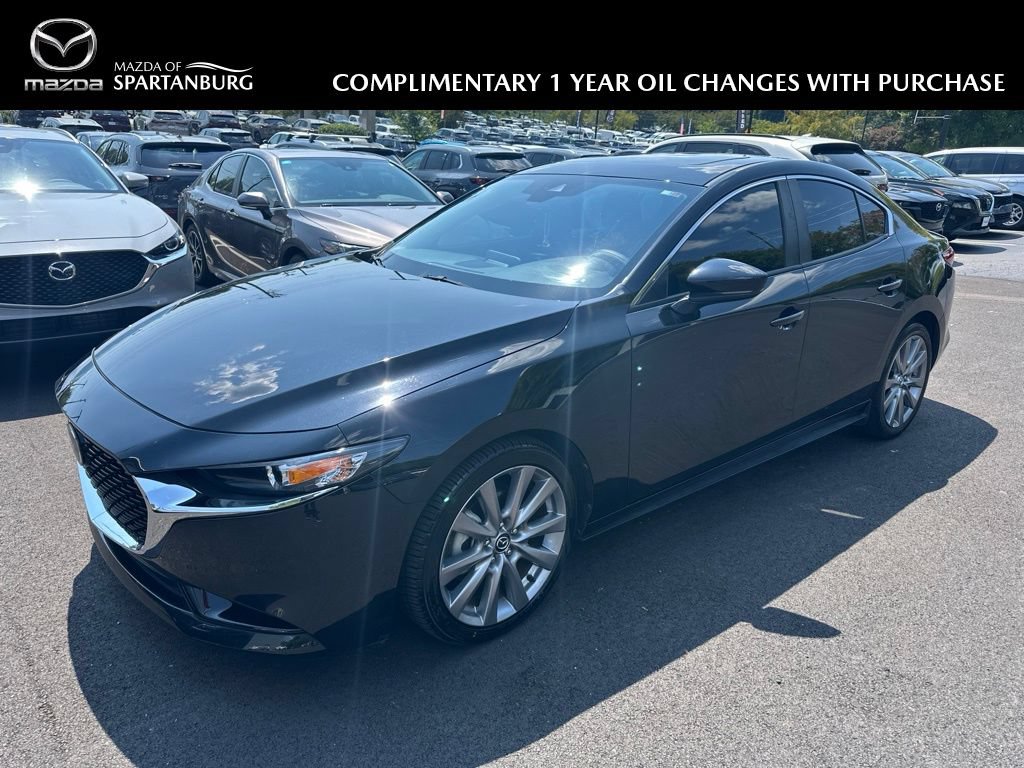 Used 2022 MAZDA MAZDA3 s FWD image 1
