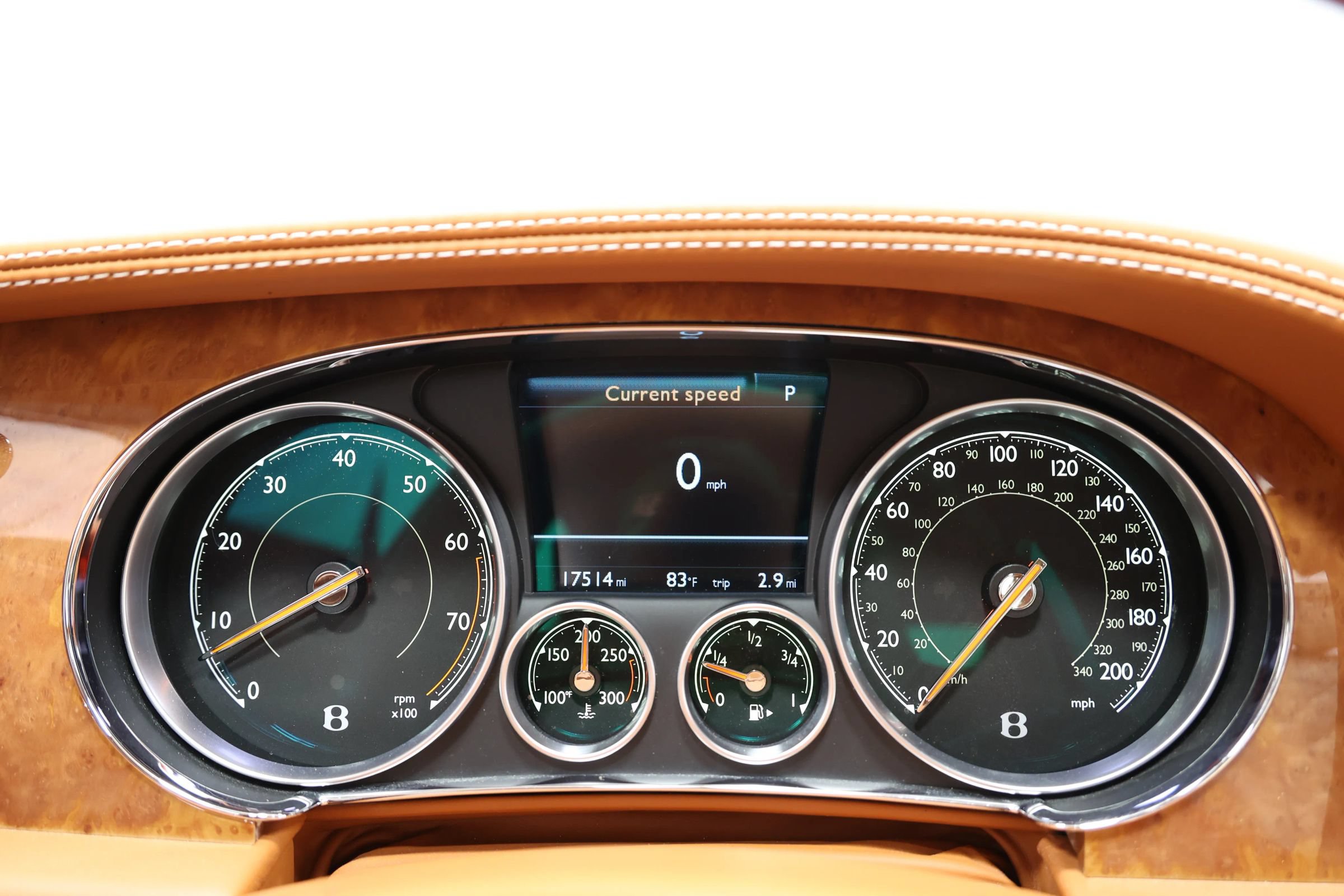Used 2018 Bentley Flying Spur V8 AWD/4WD image 30