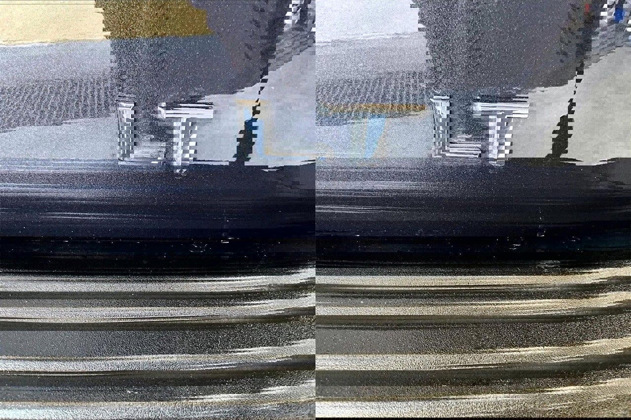 Used 2025 Chevrolet Tahoe LT image 31