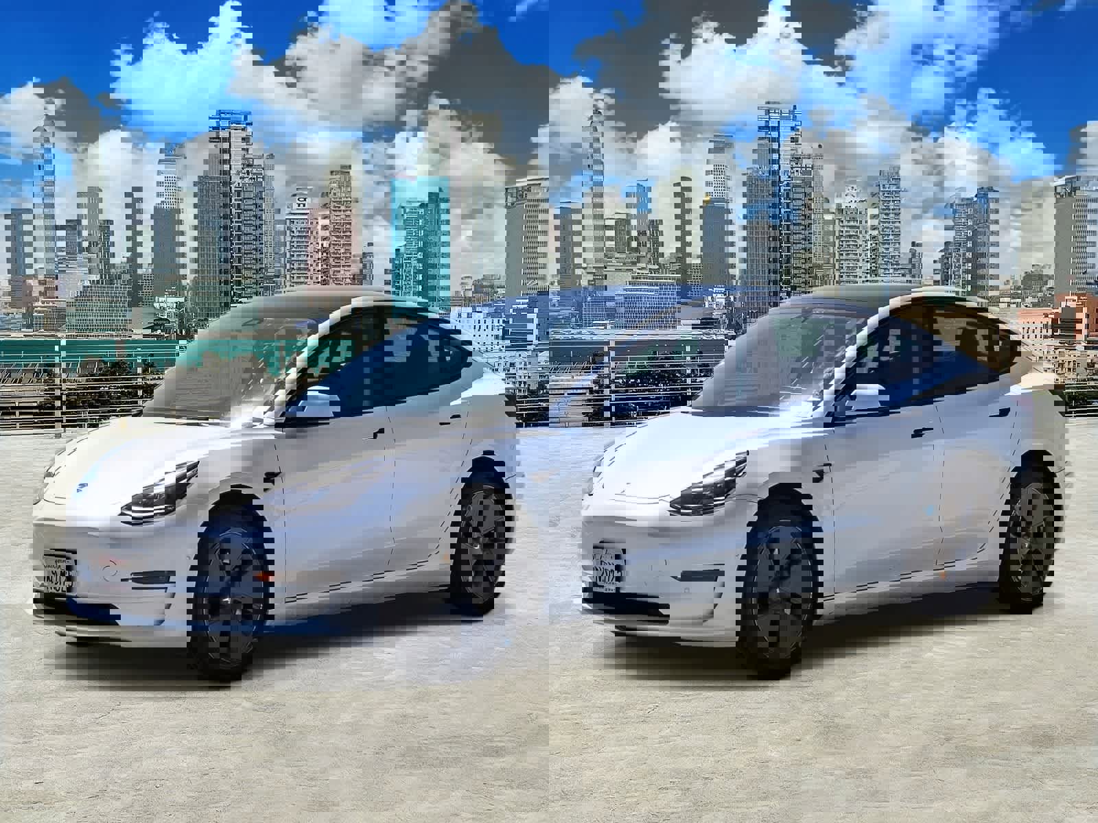 Used 2021 Tesla Model 3 Standard Range Plus image 1