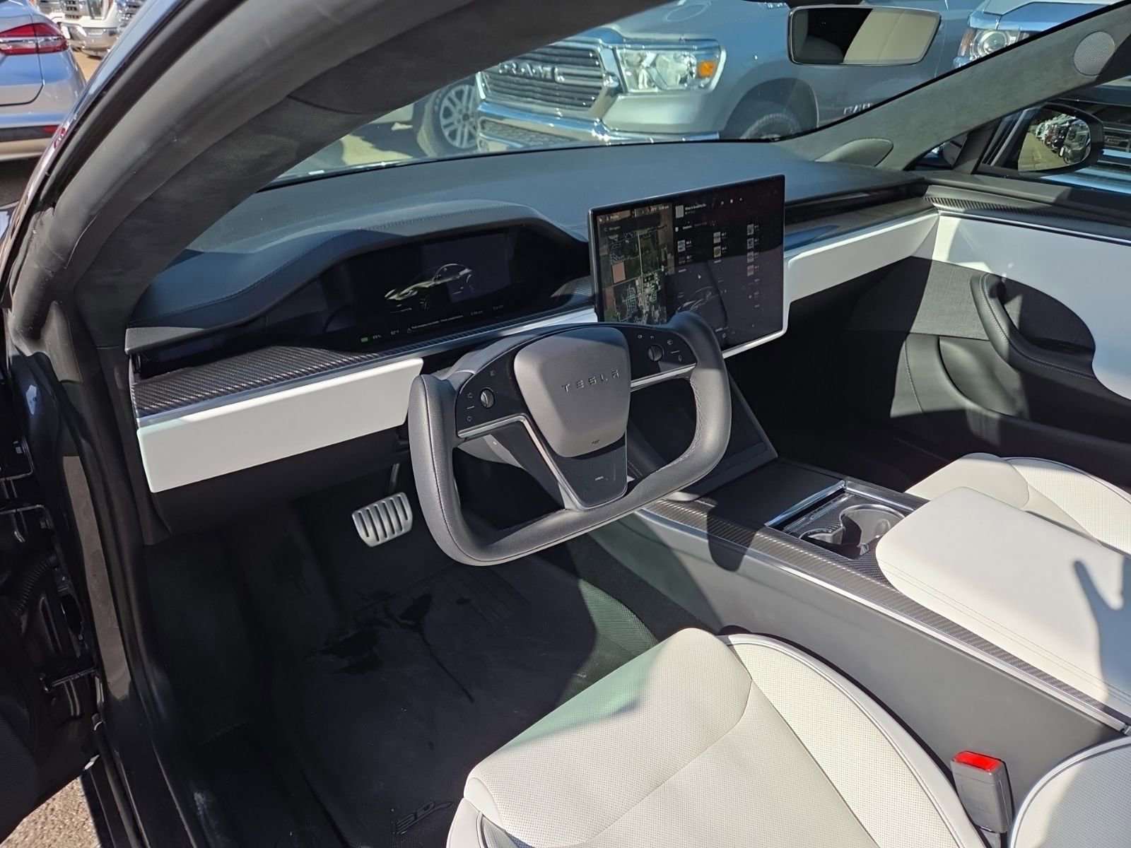 Used 2022 Tesla Model S Plaid AWD/4WD image 10