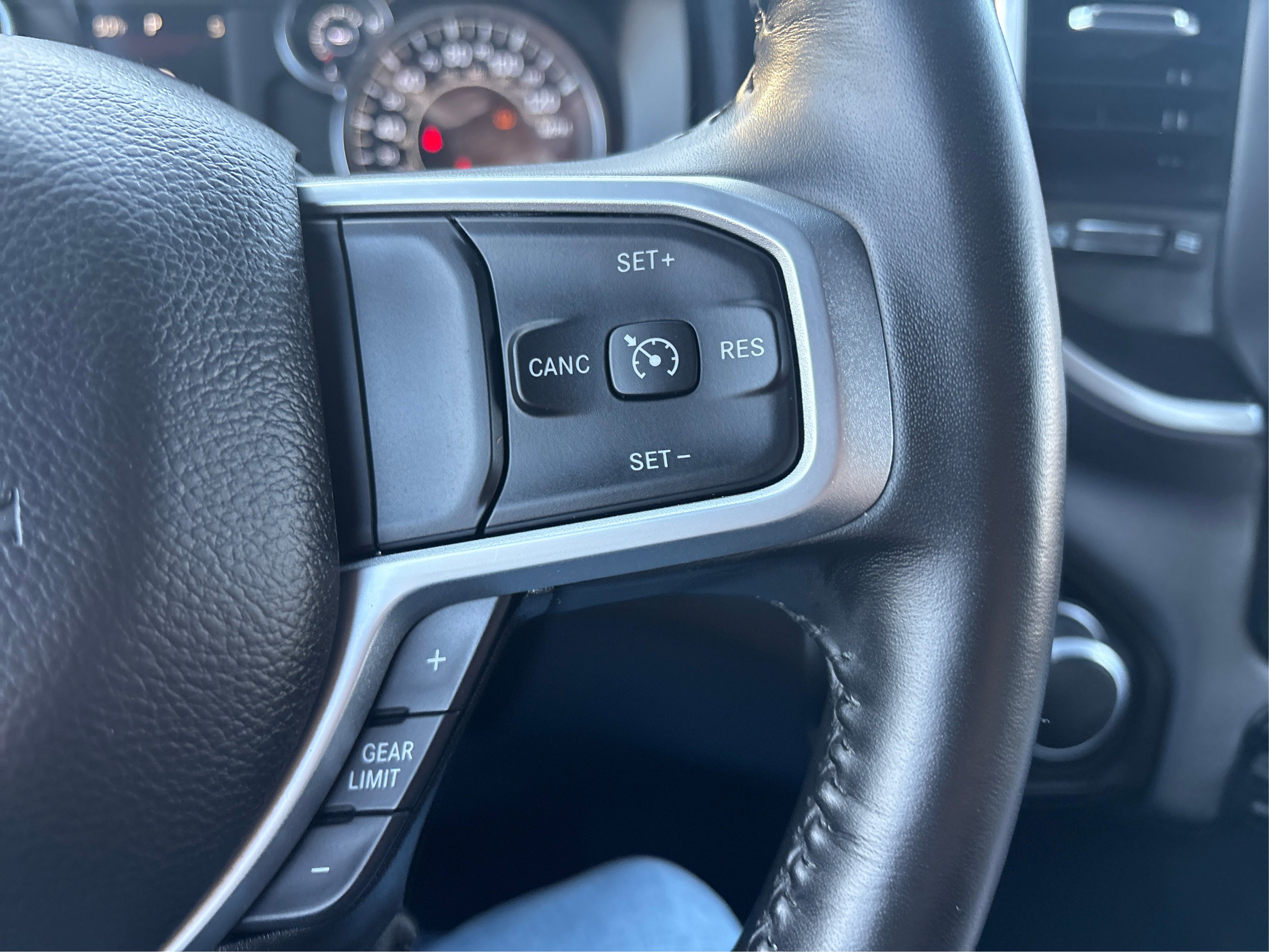 Used 2024 RAM 2500 Big Horn w/ Bed Utility Group image 22