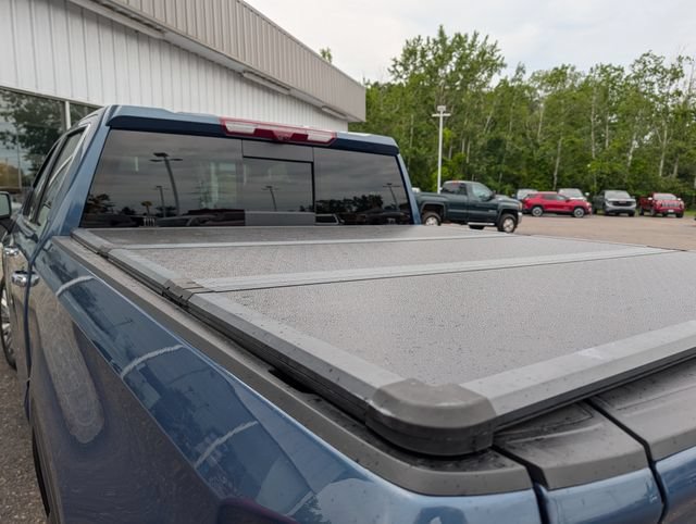 Used 2025 GMC Sierra 1500 Denali w/ Denali Reserve Package AWD/4WD image 8
