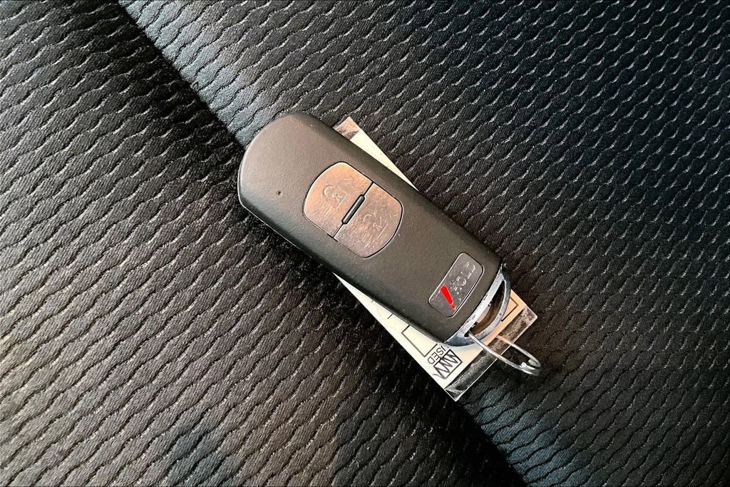 Used 2014 MAZDA CX-5 Sport w/ Bluetooth Audio Package image 6