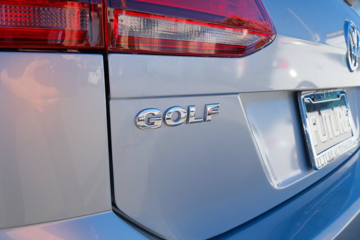 Used 2016 Volkswagen Golf SE FWD image 40