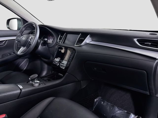 Used 2020 INFINITI QX50 Luxe w/ Cargo Package AWD/4WD image 28