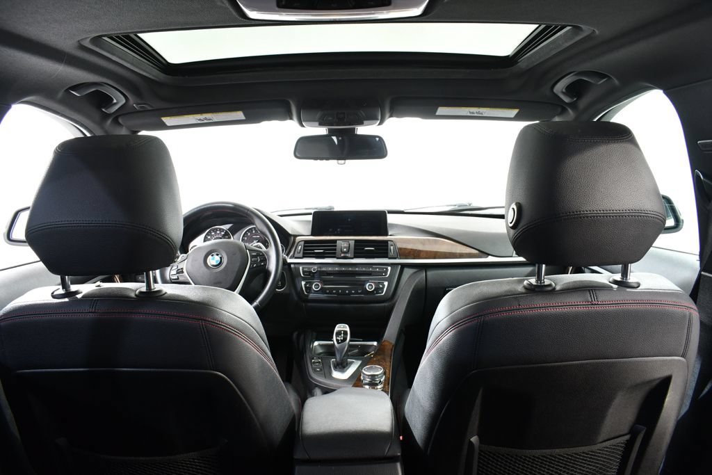 Used 2015 BMW 328i Sedan RWD image 17
