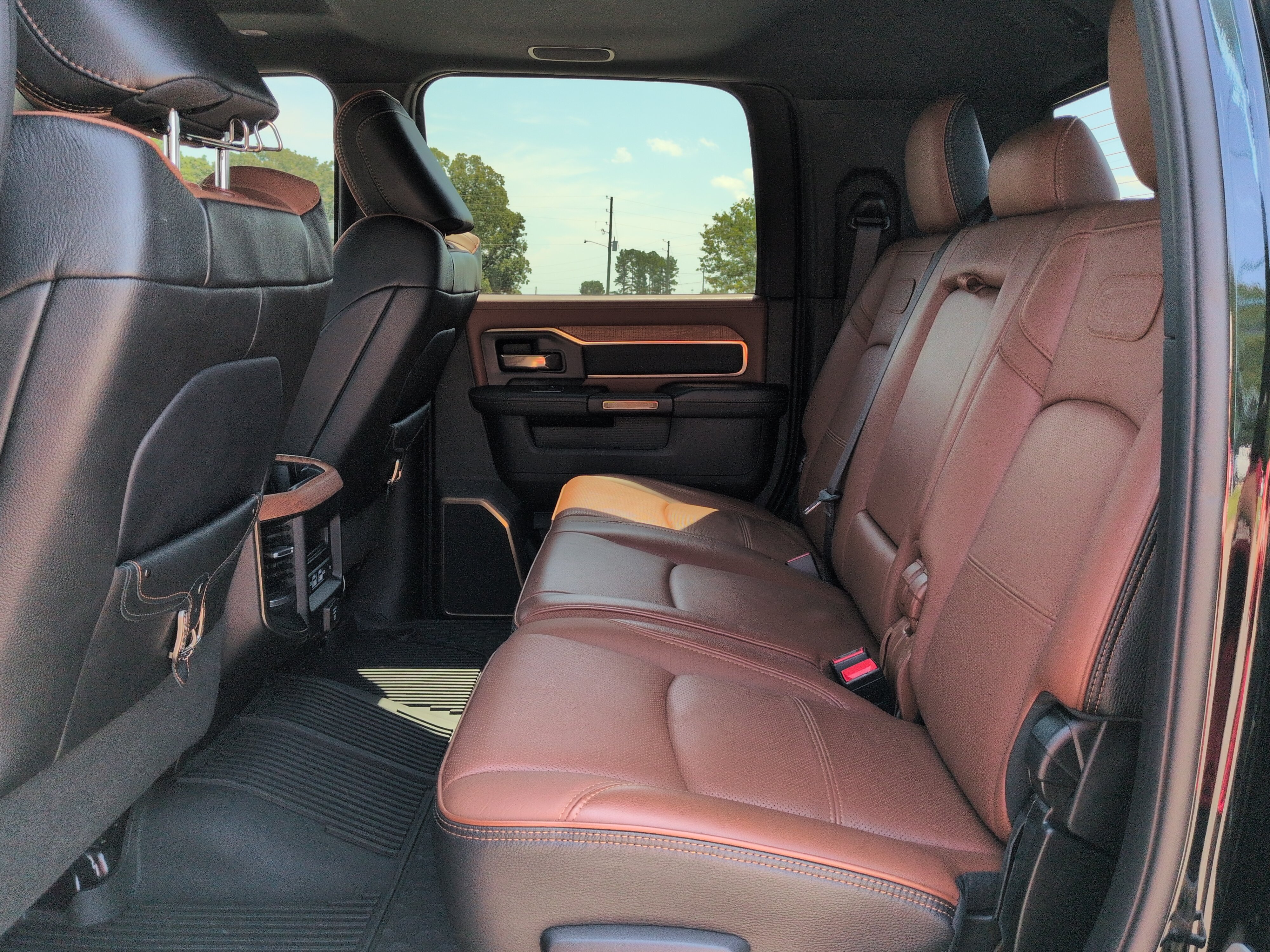 Used 2024 RAM 2500 Limited w/ Safety Group AWD/4WD image 12