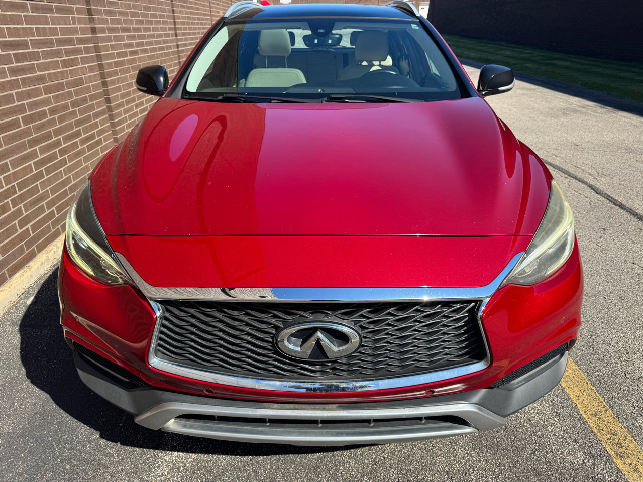 Used 2018 INFINITI QX30 Premium w/ Navigation Package image 29