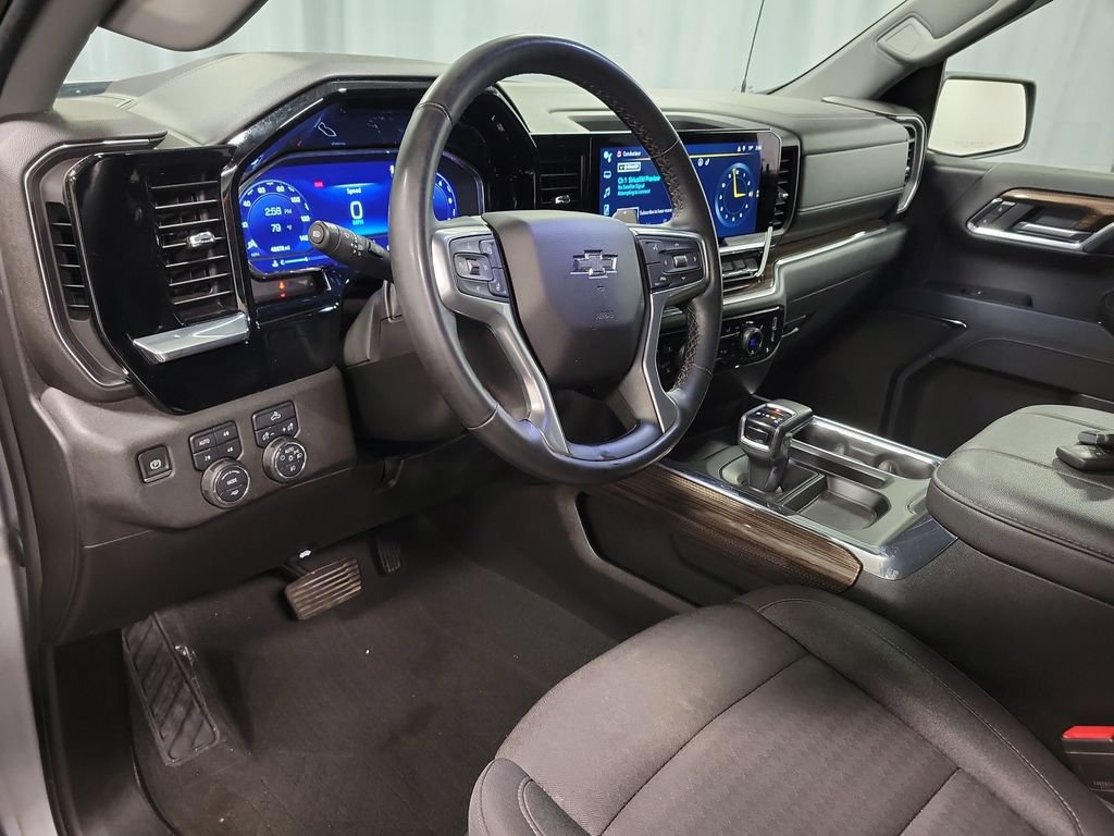 Used 2024 Chevrolet Silverado 1500 RST w/ Z71 Off-Road Package AWD/4WD image 19