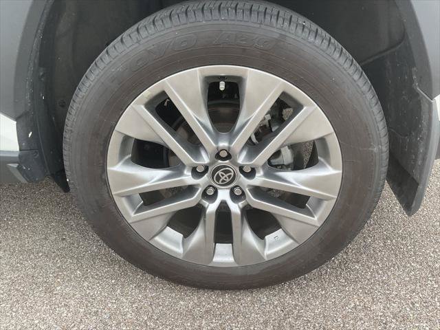 Used 2024 Toyota RAV4 XLE Premium w/ Weather Package AWD/4WD image 15