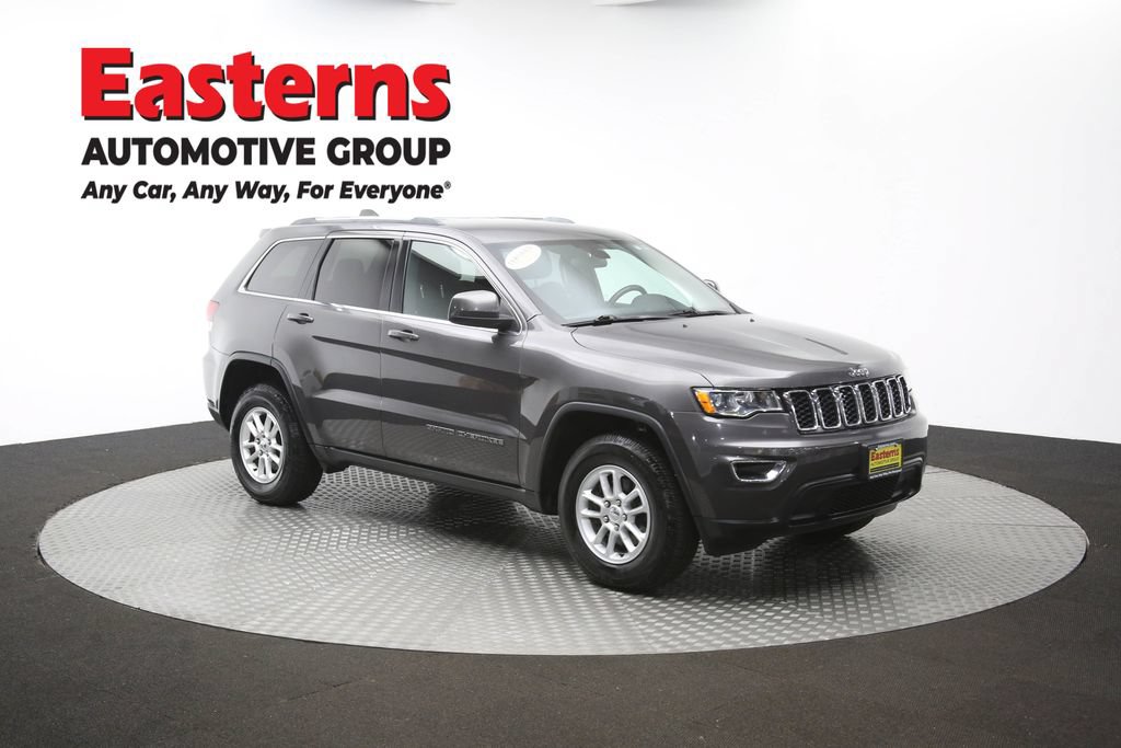 Used 2020 Jeep Grand Cherokee Laredo AWD/4WD image 47