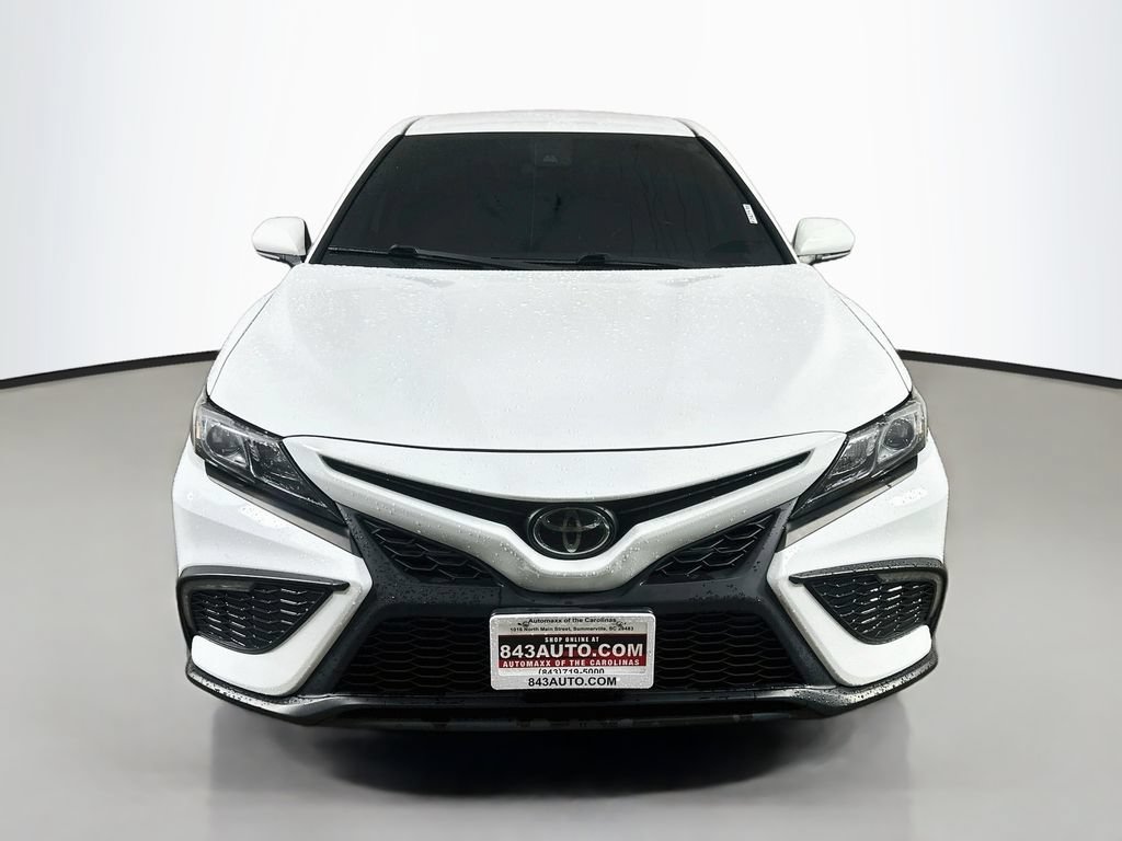 Used 2023 Toyota Camry SE w/ Convenience Package FWD image 2