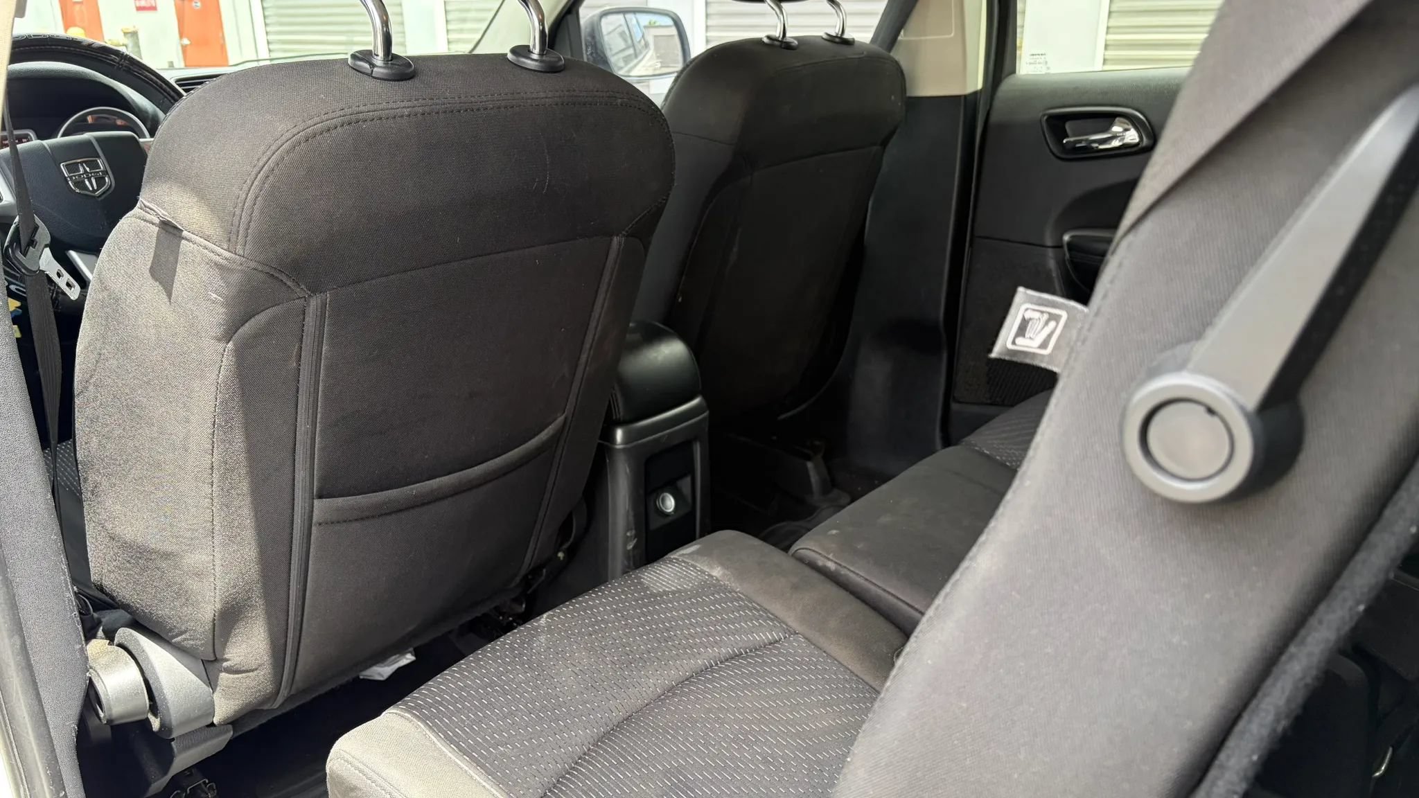 Used 2016 Dodge Journey SE w/ Flexible Seating Group FWD image 11