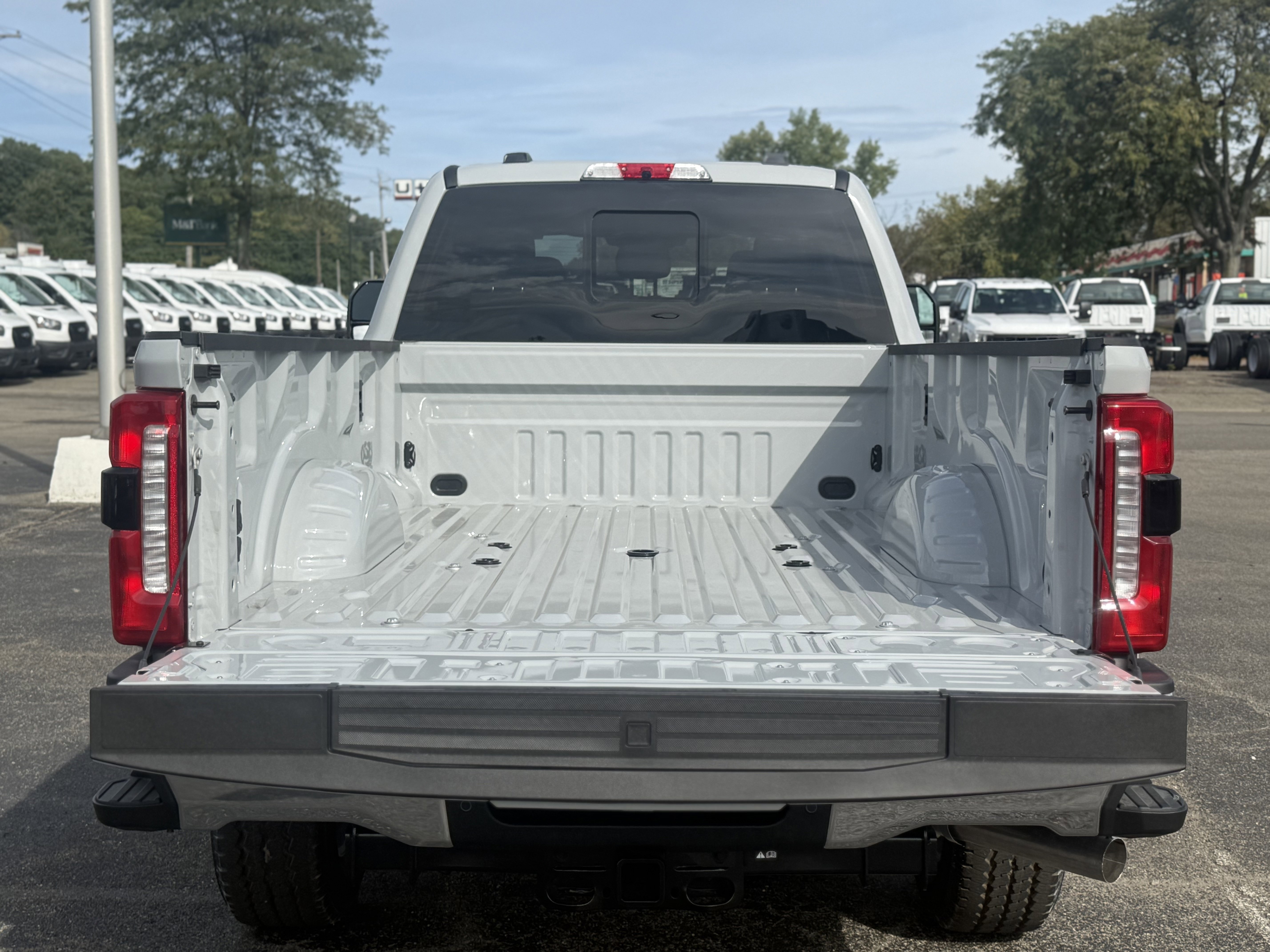 New 2026 Ford F350 XLT w/ XLT Premium Package image 4