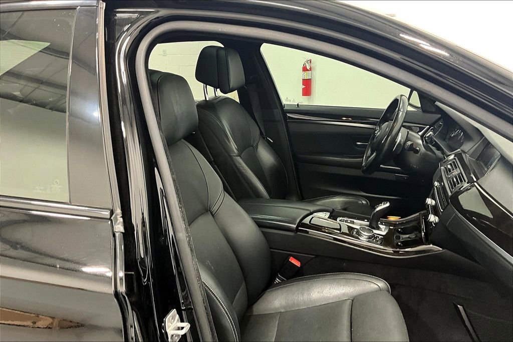 Used 2016 BMW 535i Sedan image 7