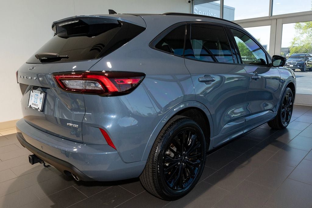Used 2023 Ford Escape ST-Line Elite w/ Premium Technology Package AWD/4WD image 17