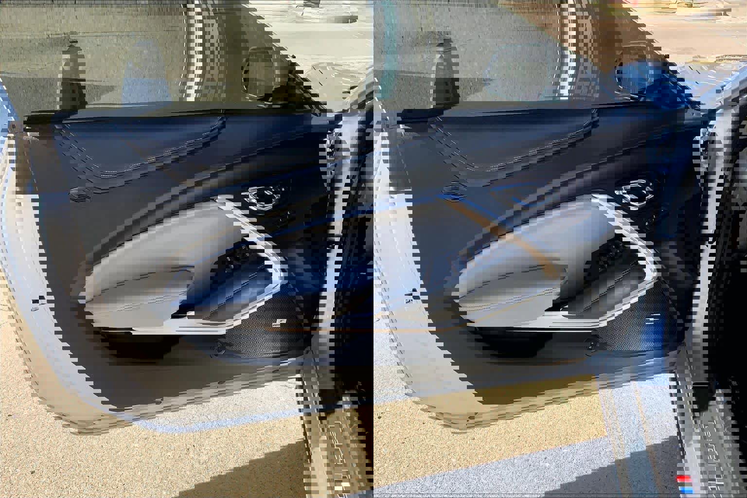 Used 2017 Chevrolet Camaro SS image 20