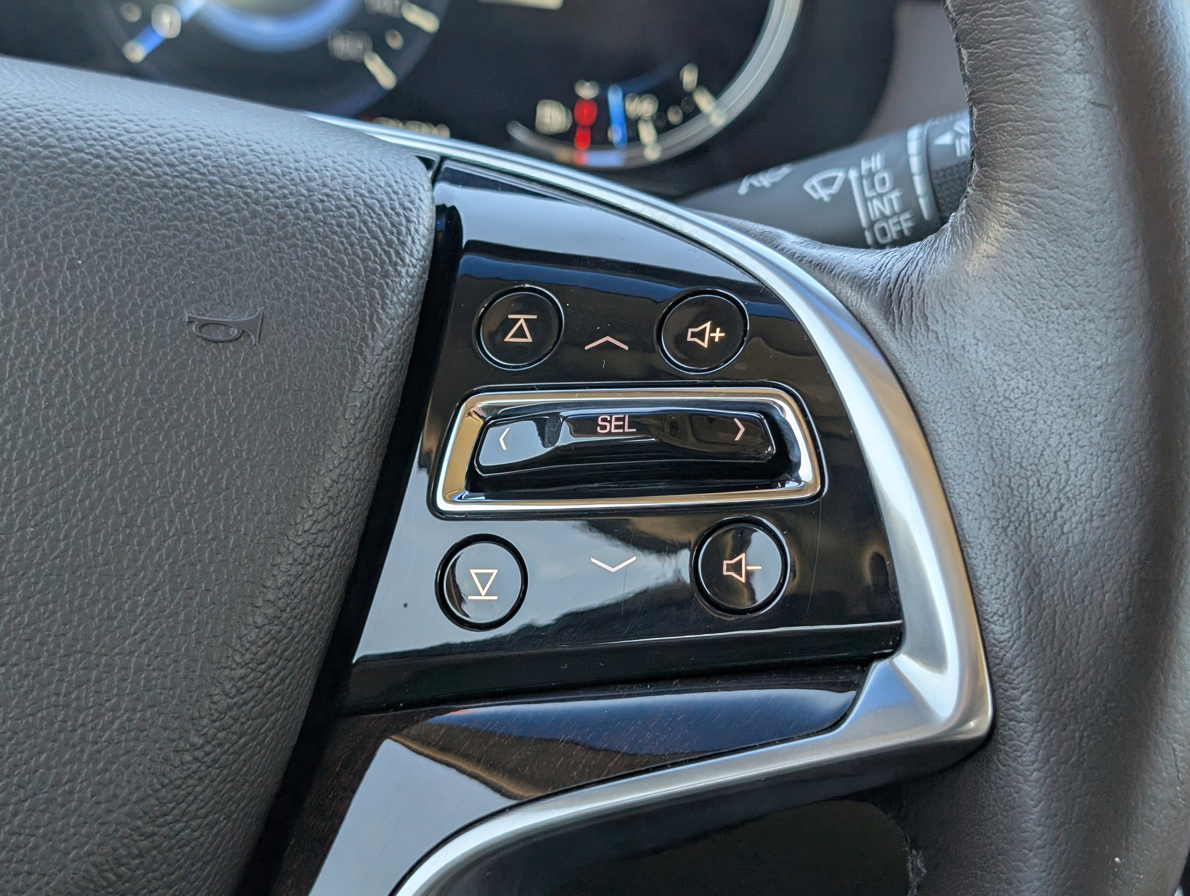 Used 2016 Cadillac XTS Premium image 16