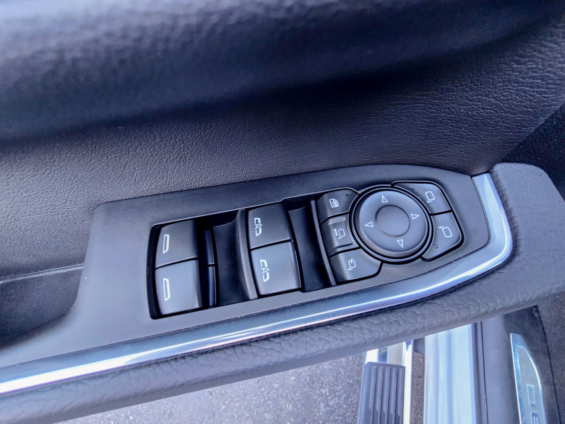 Used 2025 GMC Sierra 3500 Denali w/ Denali Reserve Package image 26