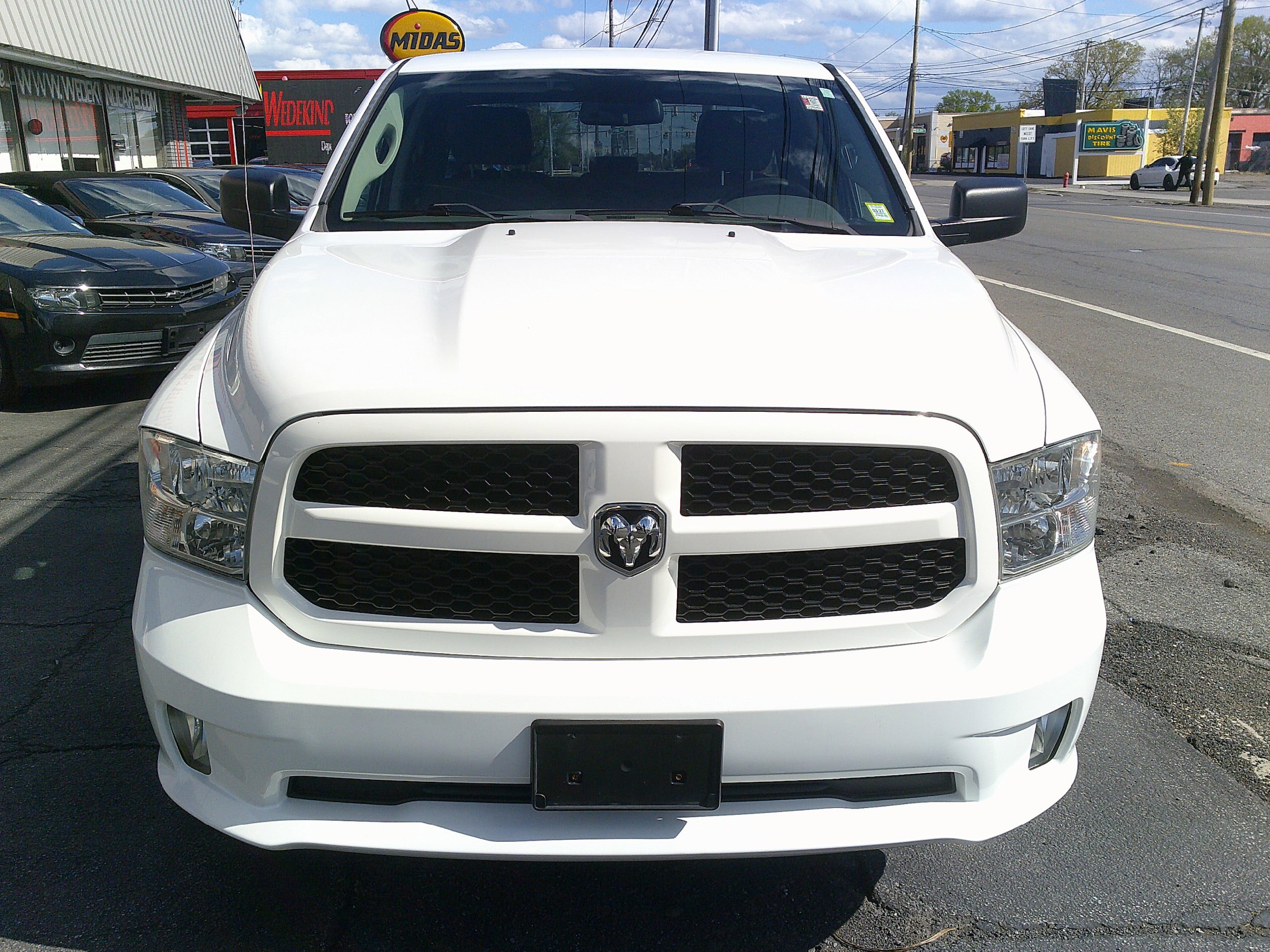 Used 2016 RAM 1500 Express AWD/4WD image 10