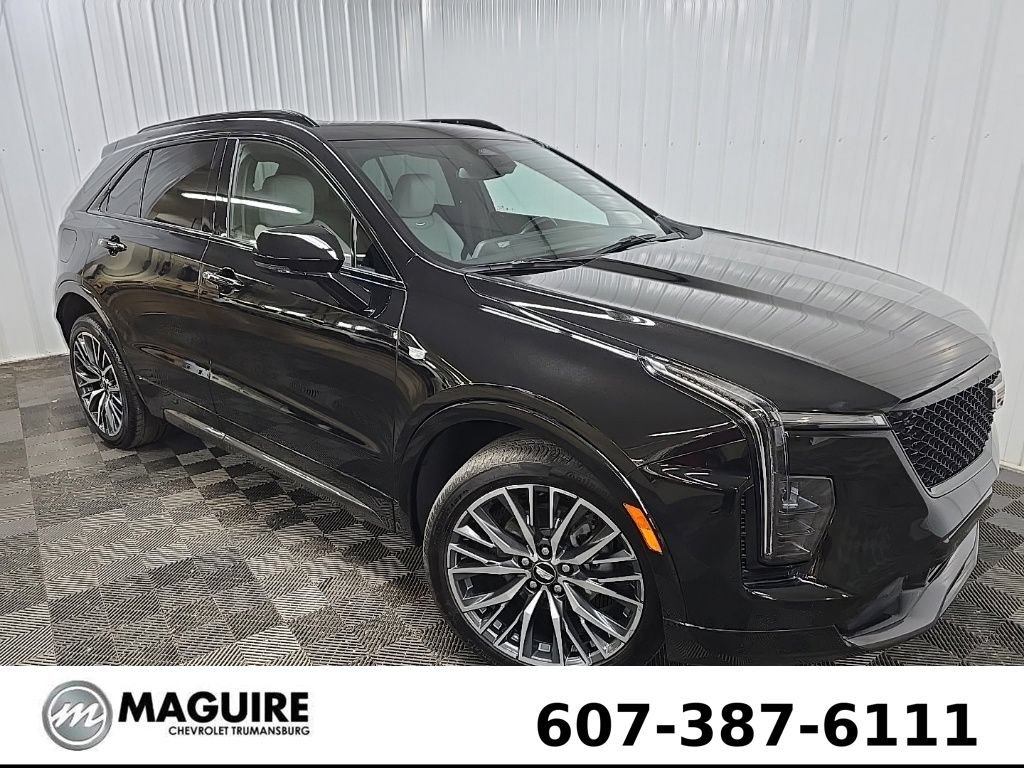 Used 2024 Cadillac XT4 Sport AWD/4WD image 7
