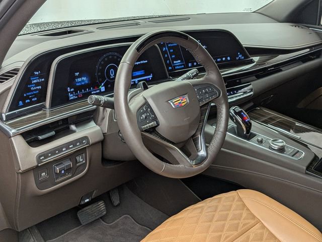 Used 2024 Cadillac Escalade Sport w/ Touring Package image 9